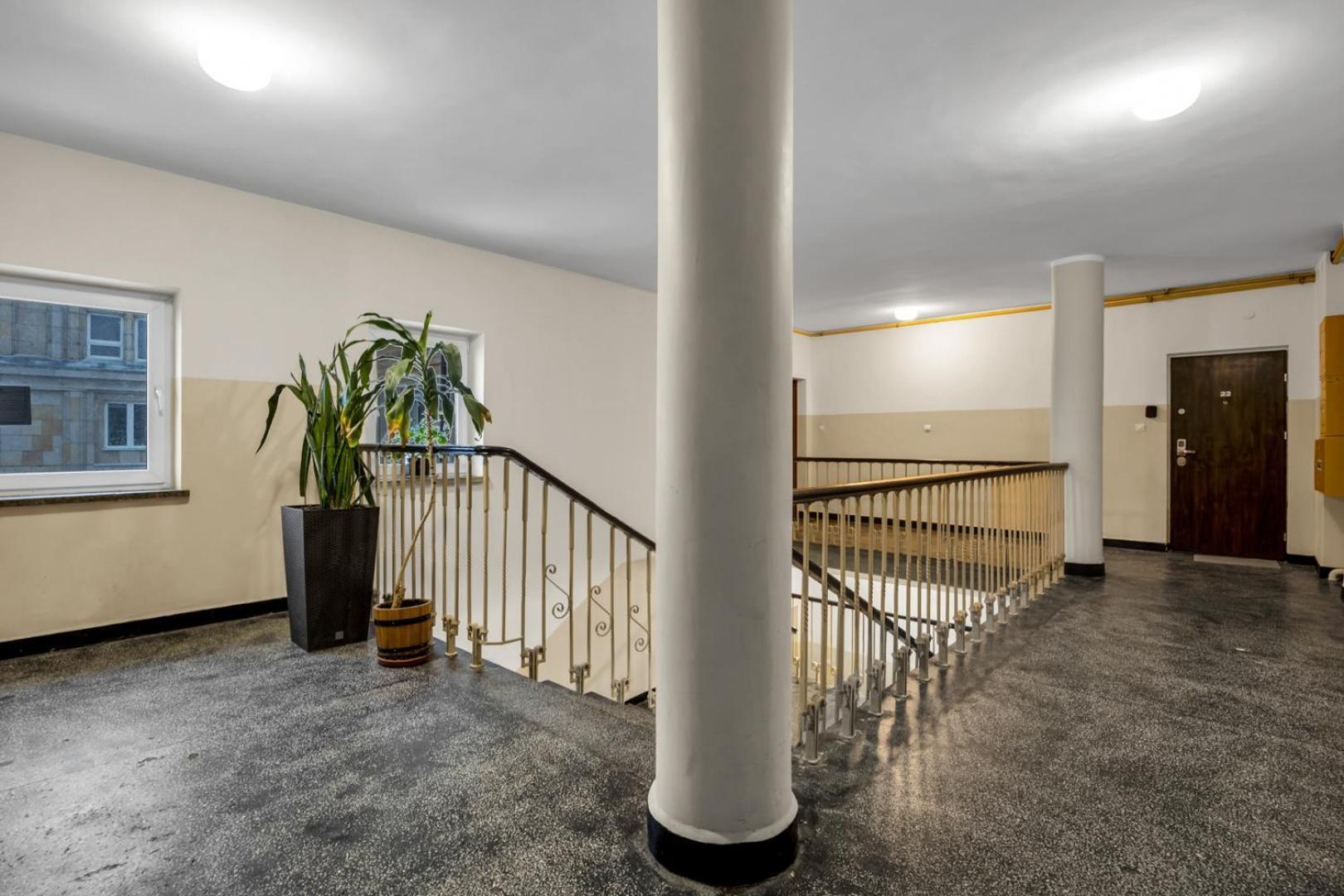 Metro Politechnika 3-bedroom * Warsaw