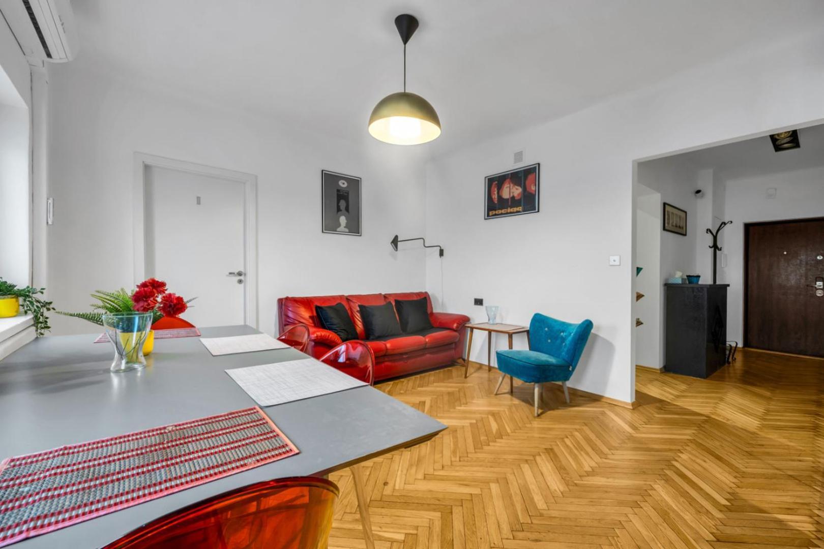 Metro Politechnika 3-bedroom Warsaw